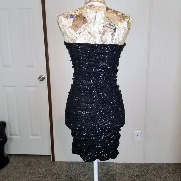 Strapless Black Evening Cocktail Party Sequin Mini Tube Bandage Stretch Dress - Picture 6 of 8